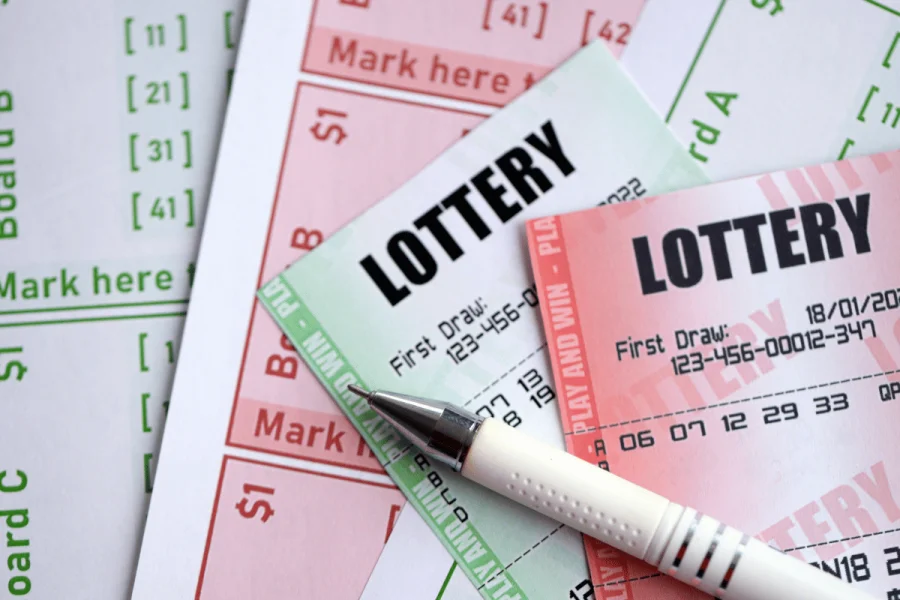 Massachusetts Lottery Faces Pressure Over Online Game Accessibility for Youth