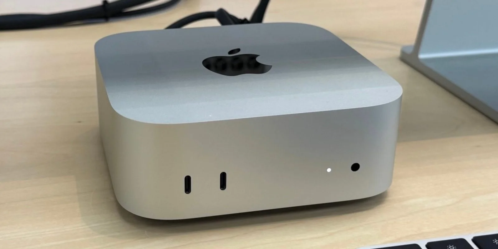 Apple Gains Ground in Q3 PC Market Despite Decline in Mac Shipments